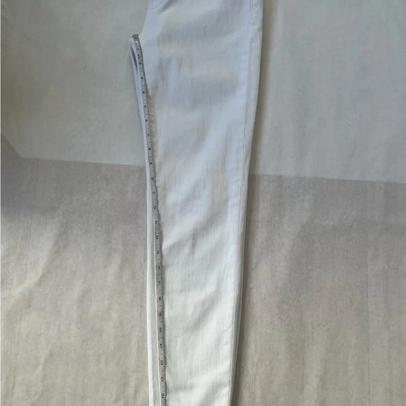 Pilcro & the Letterpress High Rise White Jeans 25 - Picture 7 of 10